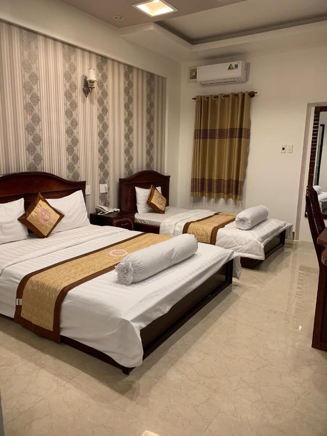 Phuc Hung Hotel Rạch Giá Dış mekan fotoğraf