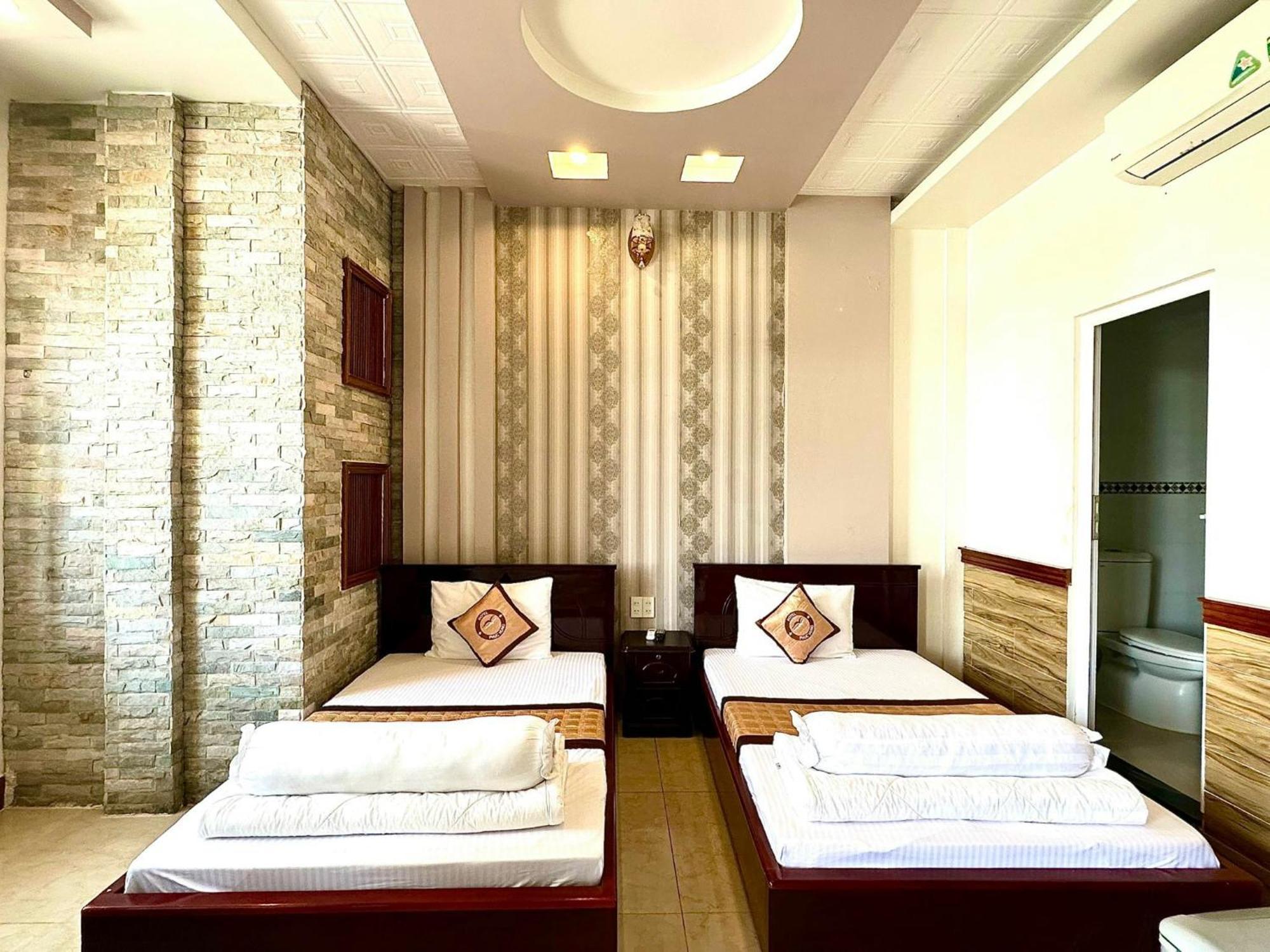 Phuc Hung Hotel Rạch Giá Dış mekan fotoğraf